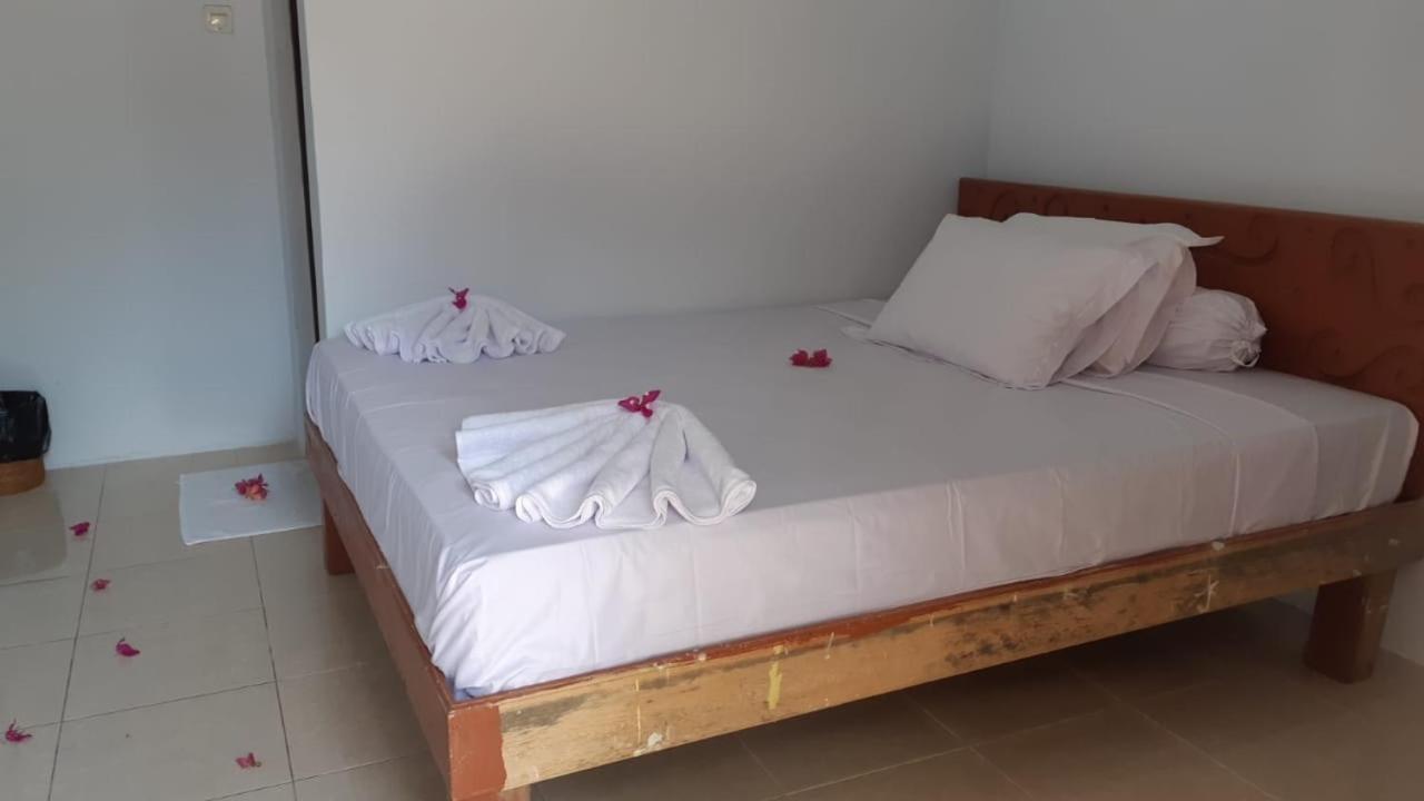 Bajo Sunset Hostel ลาบวนบาโจ ภายนอก รูปภาพ