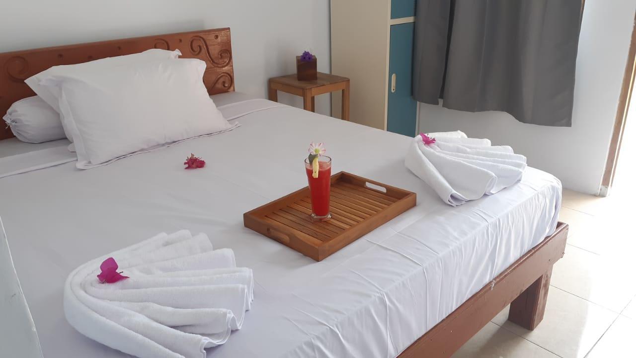 Bajo Sunset Hostel ลาบวนบาโจ ภายนอก รูปภาพ