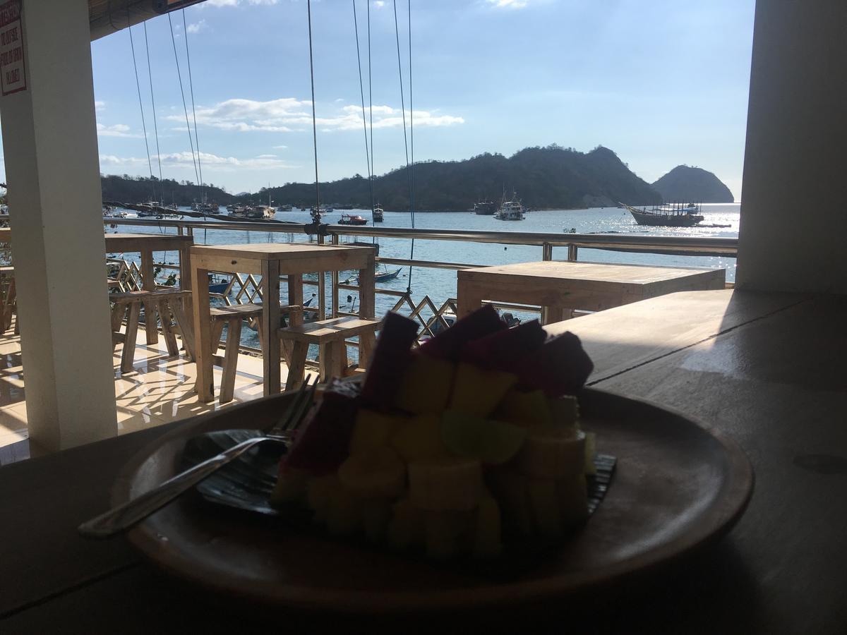 Bajo Sunset Hostel ลาบวนบาโจ ภายนอก รูปภาพ