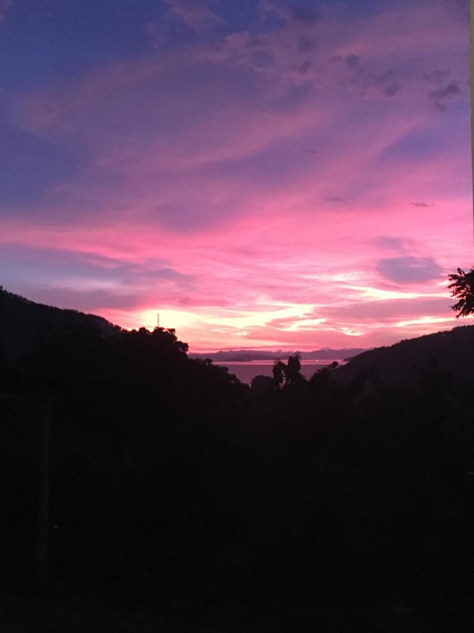 Bajo Sunset Hostel ลาบวนบาโจ ภายนอก รูปภาพ