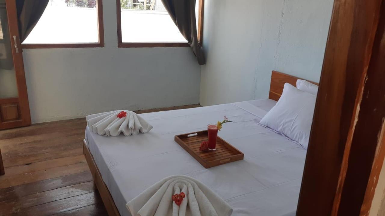 Bajo Sunset Hostel ลาบวนบาโจ ภายนอก รูปภาพ