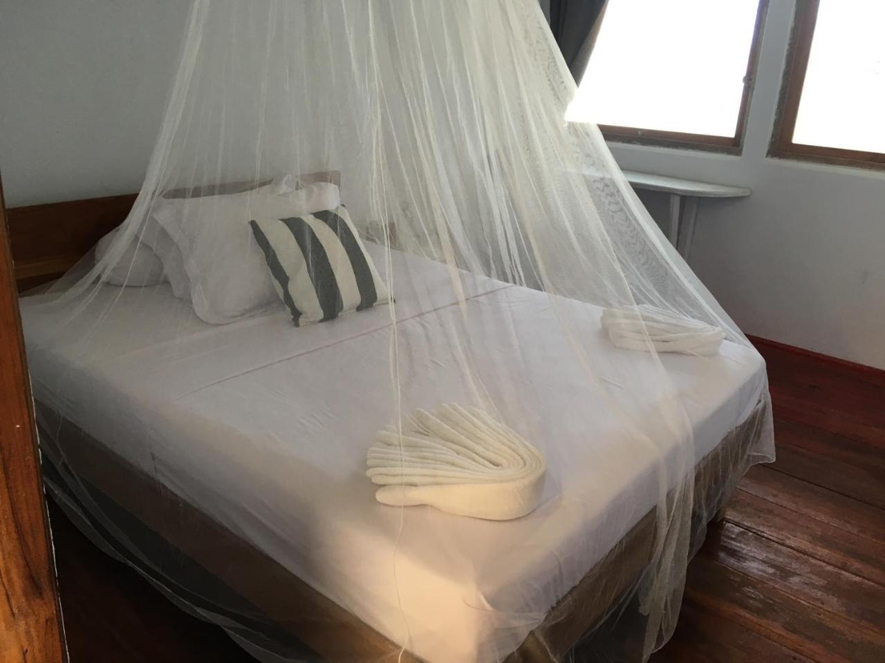 Bajo Sunset Hostel ลาบวนบาโจ ภายนอก รูปภาพ